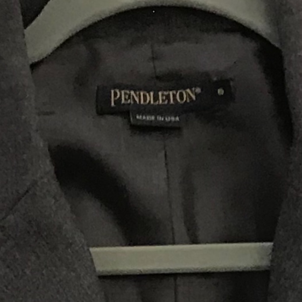 Pendleton Blazer. 100% Wool. Size 6 - image 6
